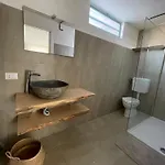 Apartman The Ugly Duckling Dormelletto